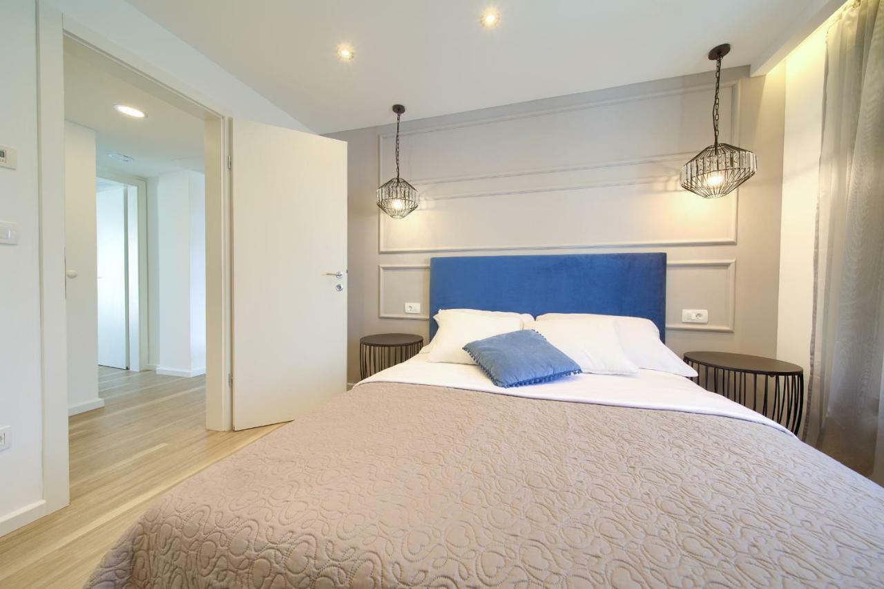 Holiday Home Elegant Vrh  ภายนอก รูปภาพ