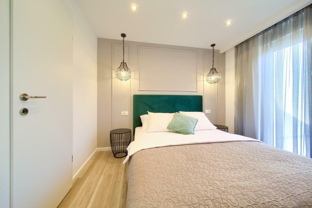 Holiday Home Elegant Vrh  ภายนอก รูปภาพ