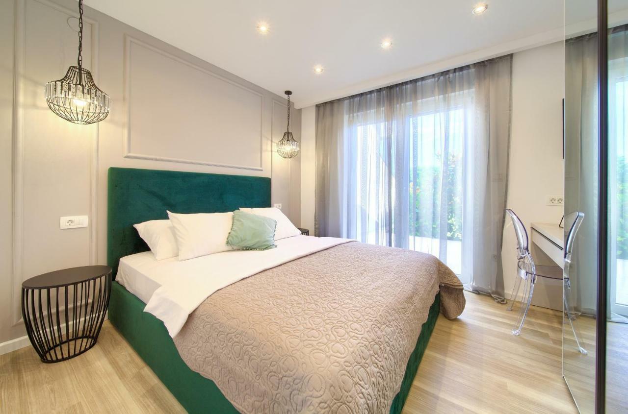 Holiday Home Elegant Vrh  ภายนอก รูปภาพ