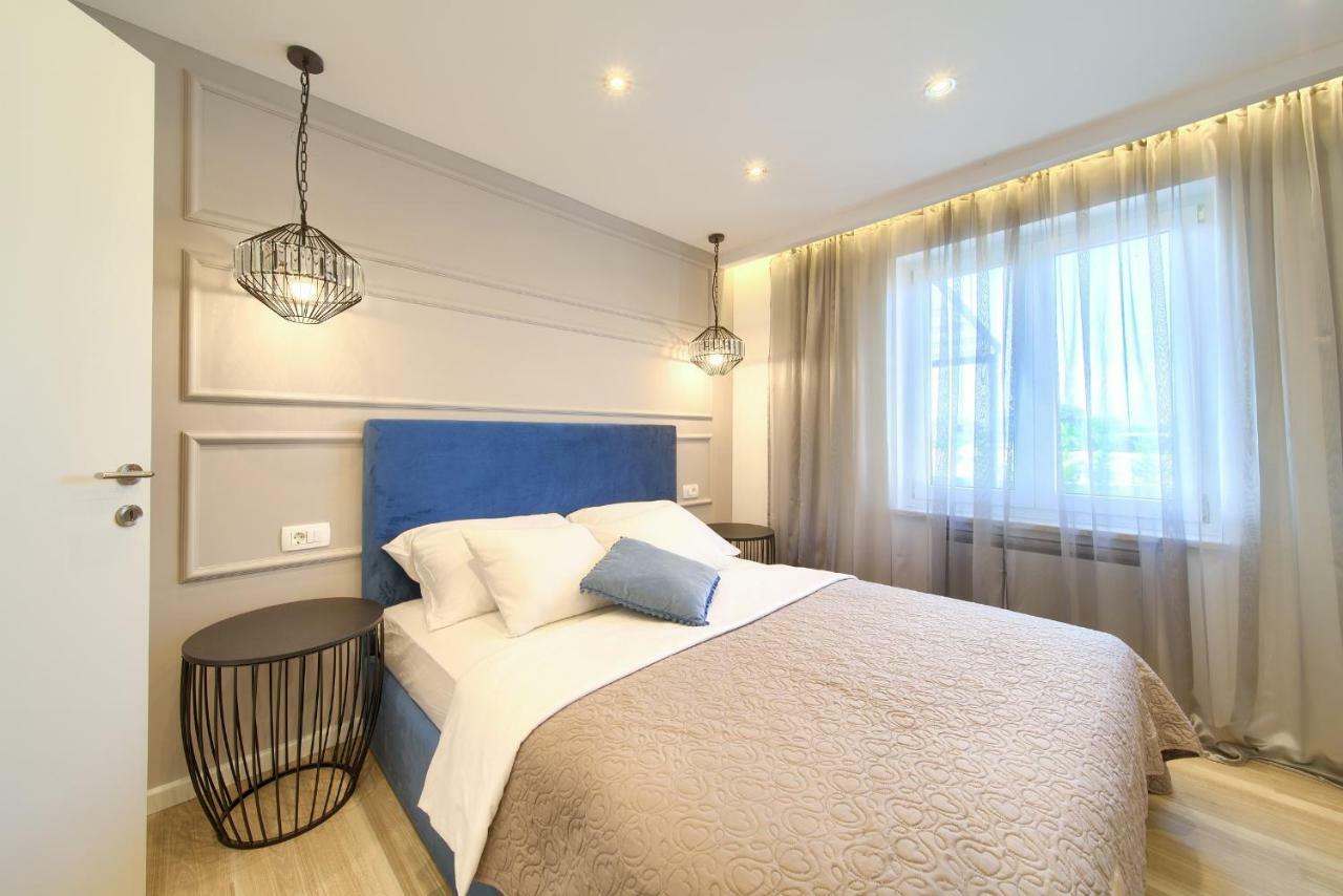Holiday Home Elegant Vrh  ภายนอก รูปภาพ
